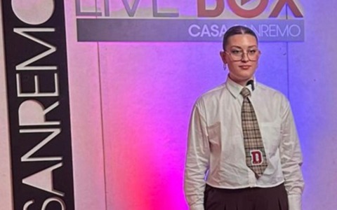 Ester Pirola sul palco di Sanremo: un viaggio da Colle Brianza alla musica italiana