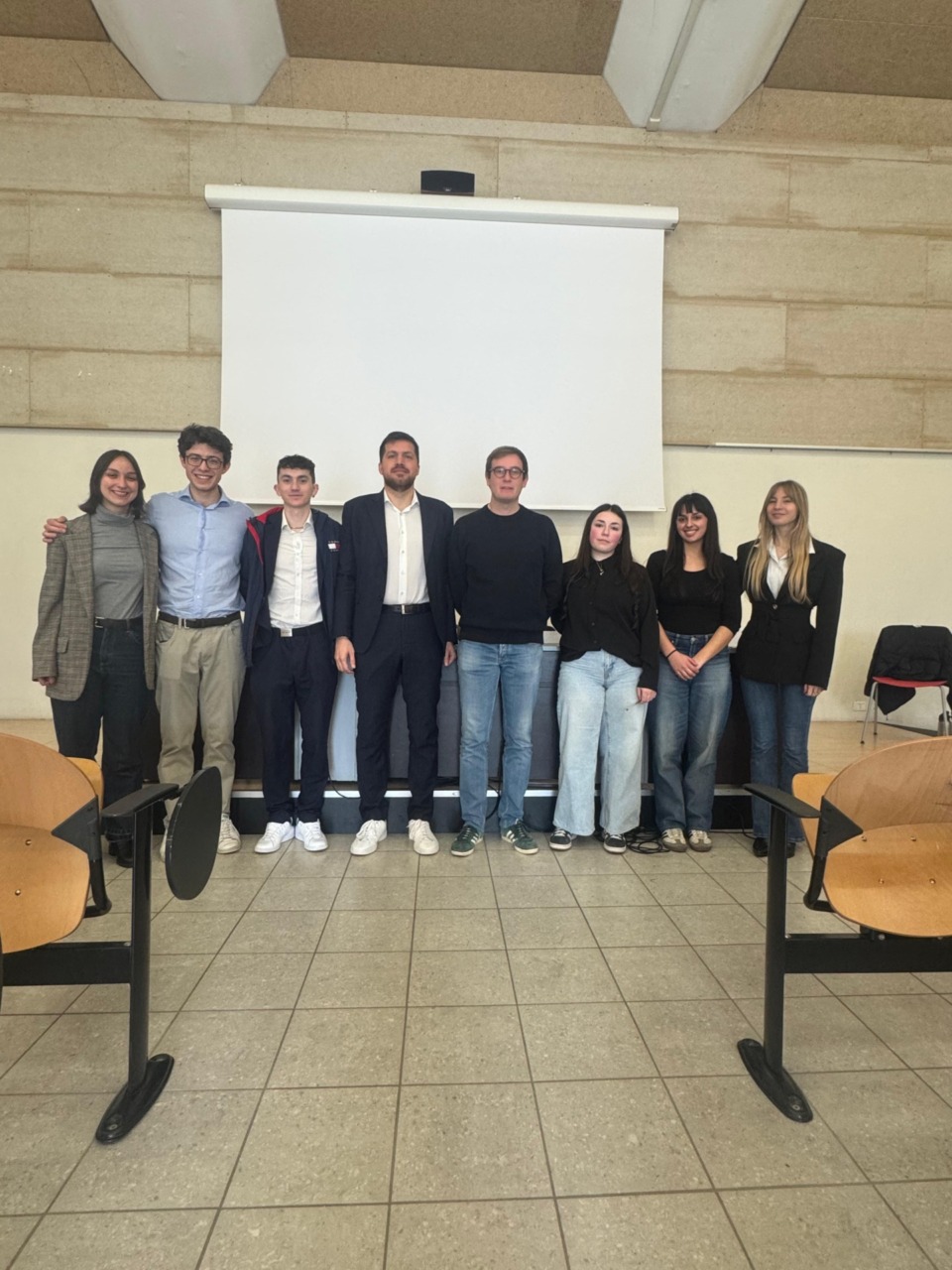 Liceo Agnesi: assemblea d’istituto su giovani e politica