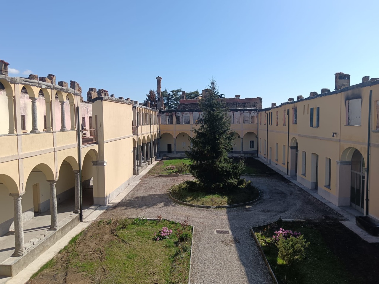 Cinque mesi dopo, il monastero di Bernaga è nuovamente accessibile