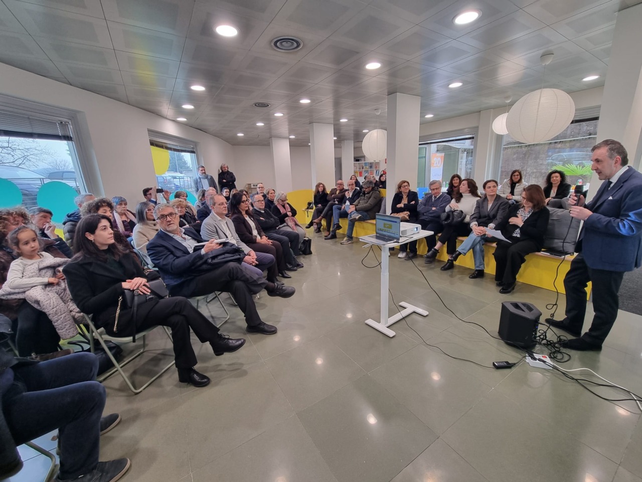 Inaugurato il Centro per la famiglia a Casatenovo: ecco le immagini