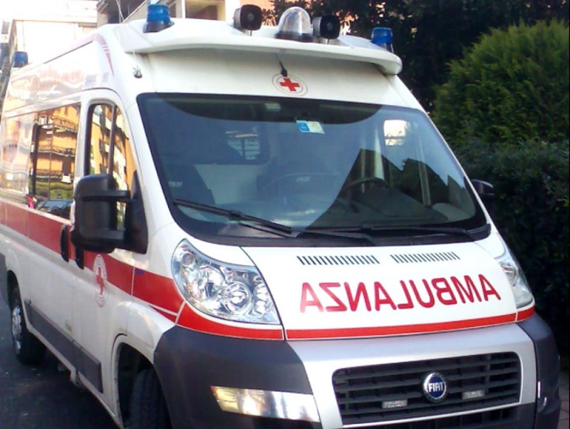 Incidente sul Provinciale: una donna soccorsa