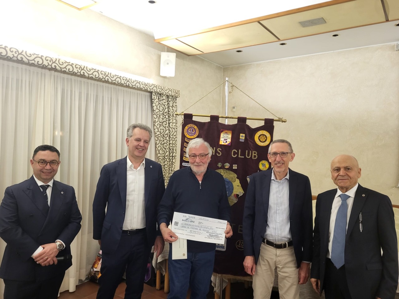 Consegna del ricavato a tre associazioni locali a Merate