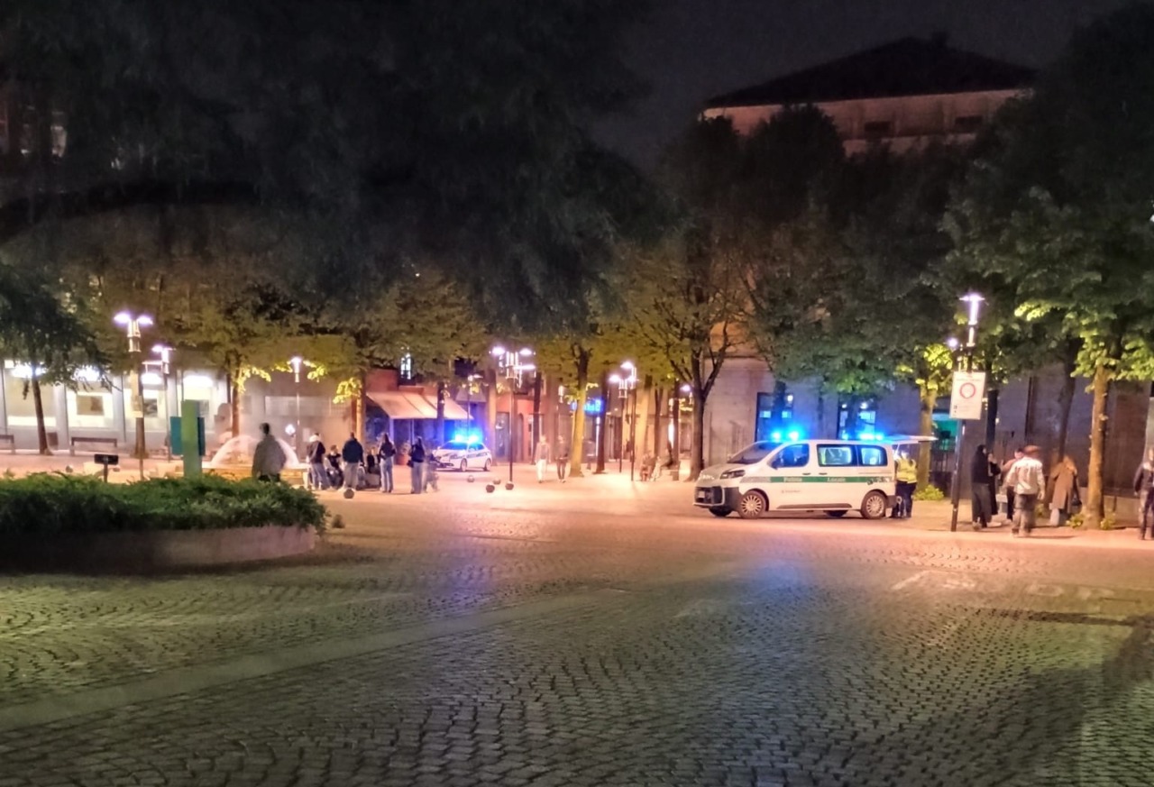 Il sindaco di Merate limita la vendita di alcolici e gli orari di apertura