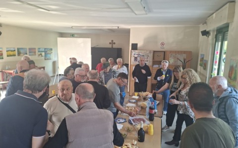 Torneo di scopa d’assi al centro anziani: un successo per la Proloco di Merate