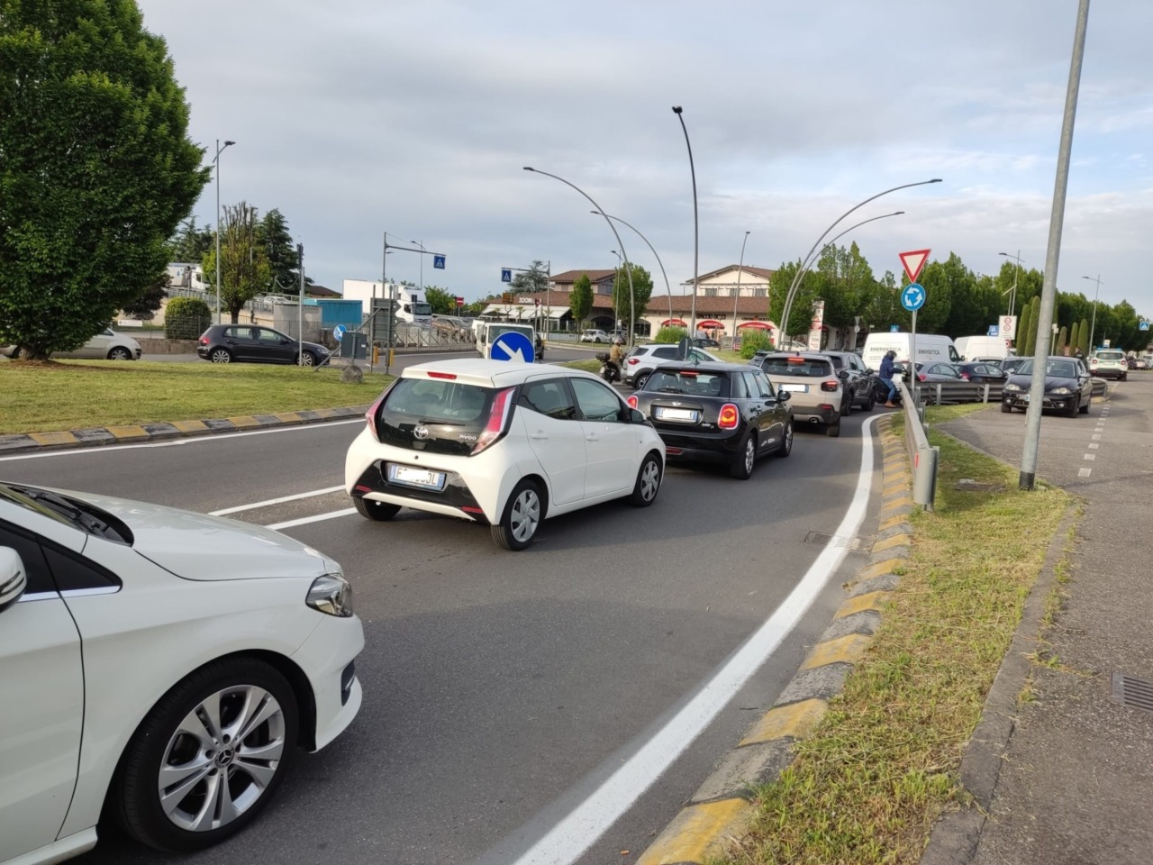 Chiusura del ponte di Brivio: traffico in difficoltà, soprattutto al San Michele