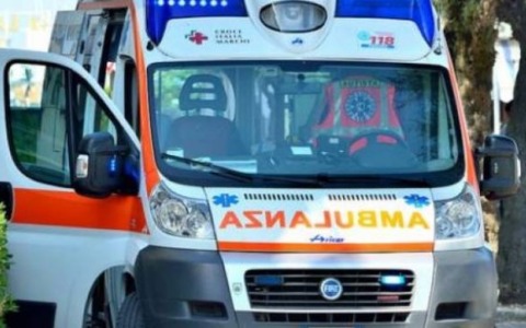 Investito ciclista a Robbiate, soccorso in ospedale