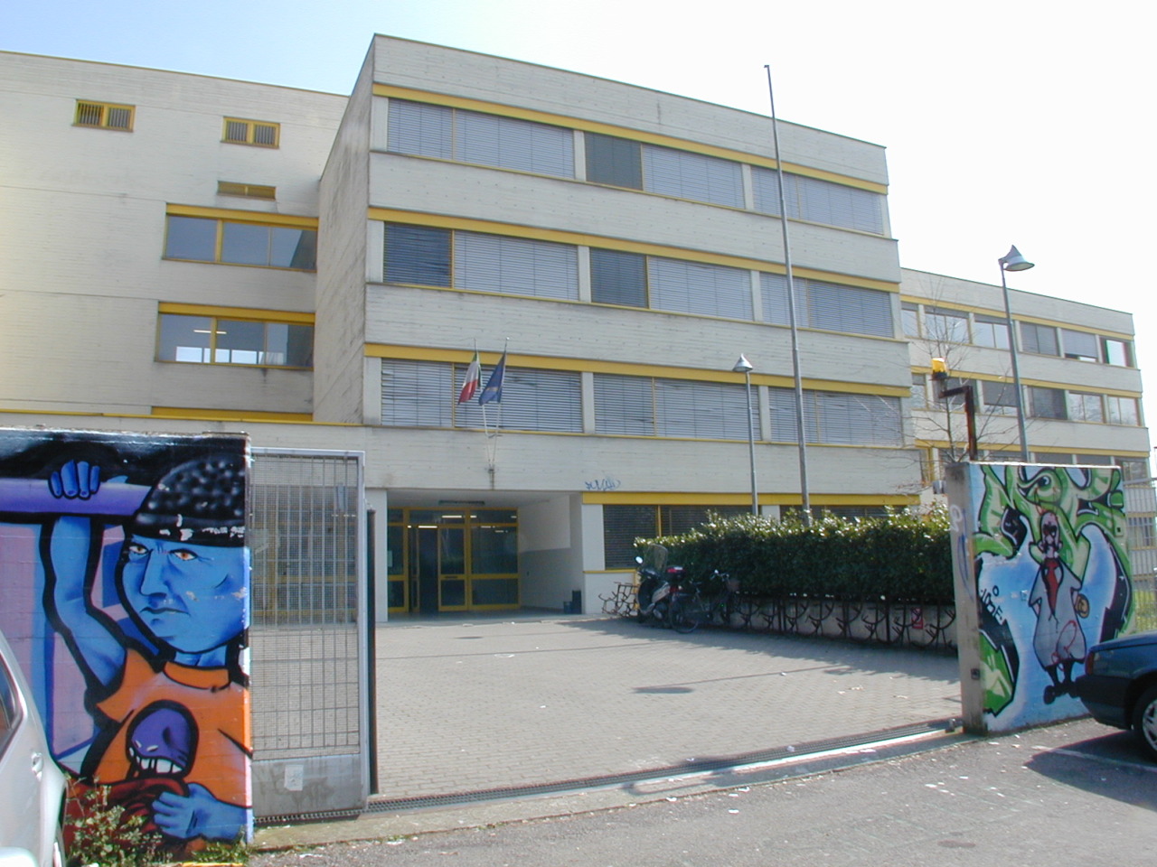 Il Comitato Genitori del Liceo Agnesi ripropone il mercatino dei libri usati