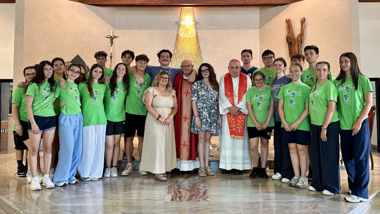 Merate celebra i sessant’anni di sacerdozio di don Eugenio Folcio nella chiesa di Novate