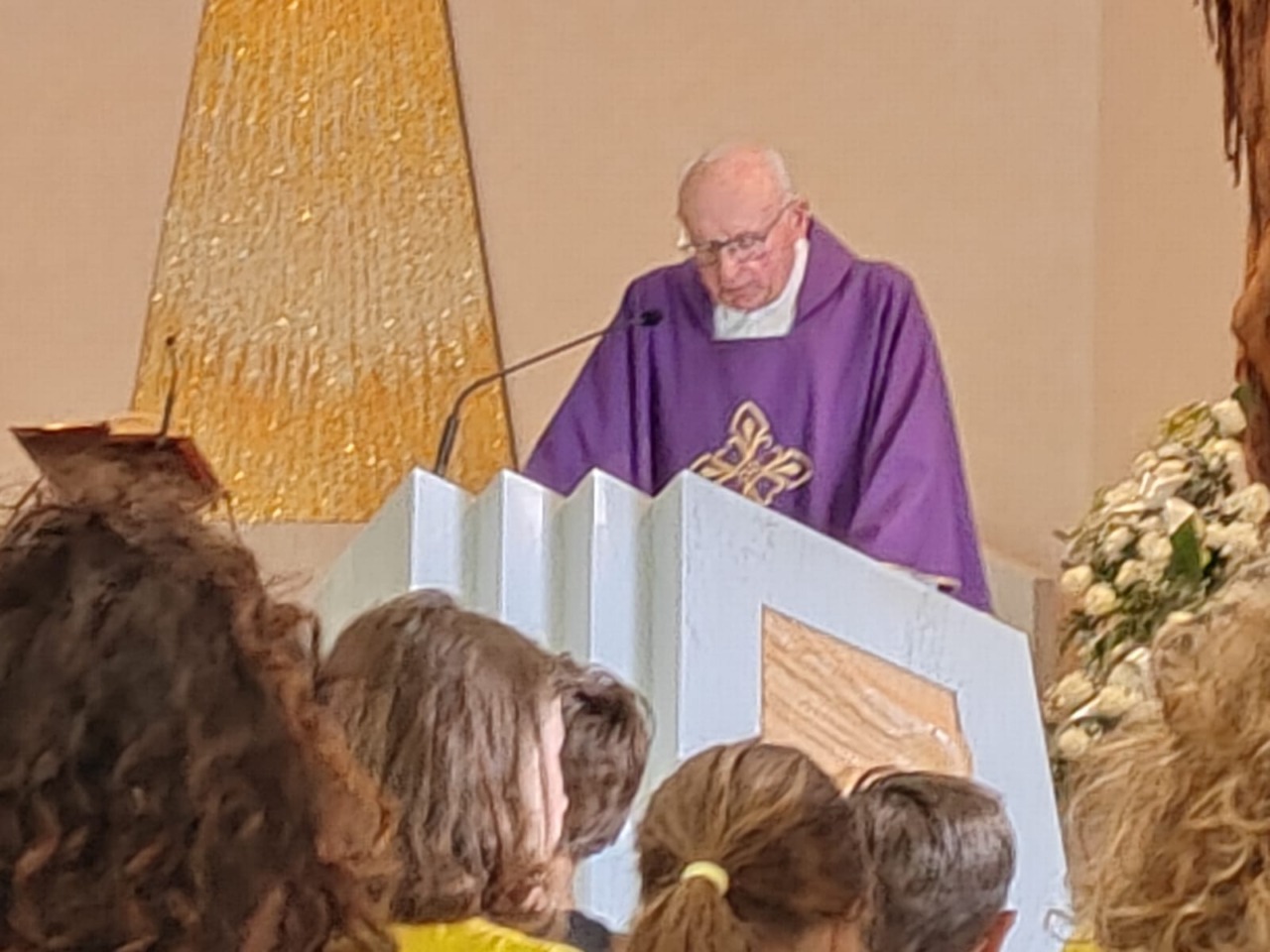 Novate celebra i 60 anni di sacerdozio di don Eugenio Folcio