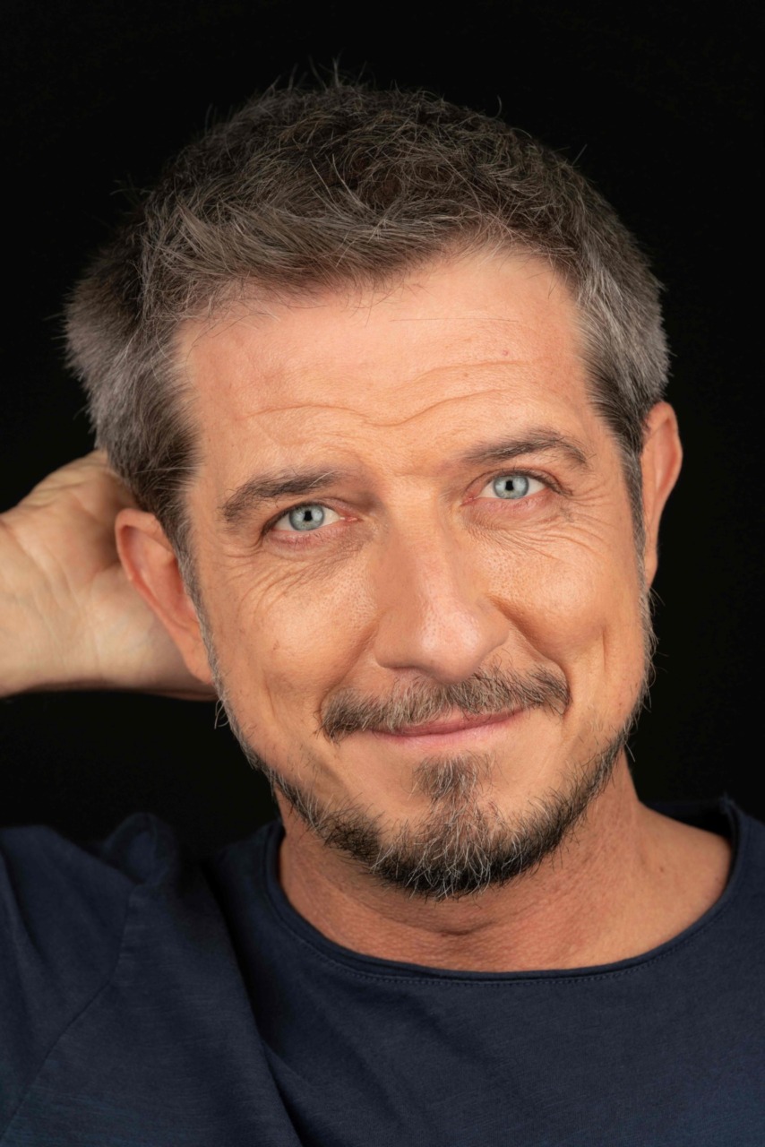 Paolo Ruffini presenta il suo romanzo al cineteatro Manzoni