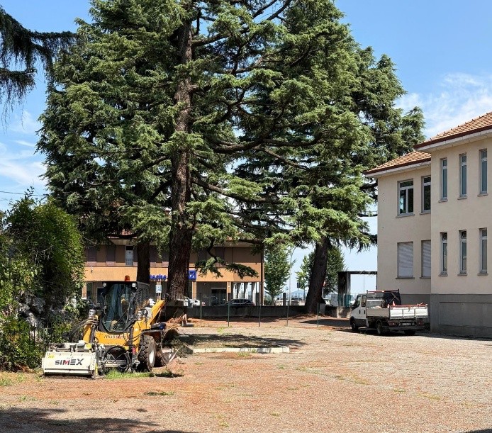 Avviati i lavori di riqualificazione del cortile della scuola primaria di Casatenovo