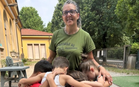 Francesca Corti lascia la scuola dell’infanzia di Olgiate dopo 17 anni: “Bimbi, siate sempre curiosi”