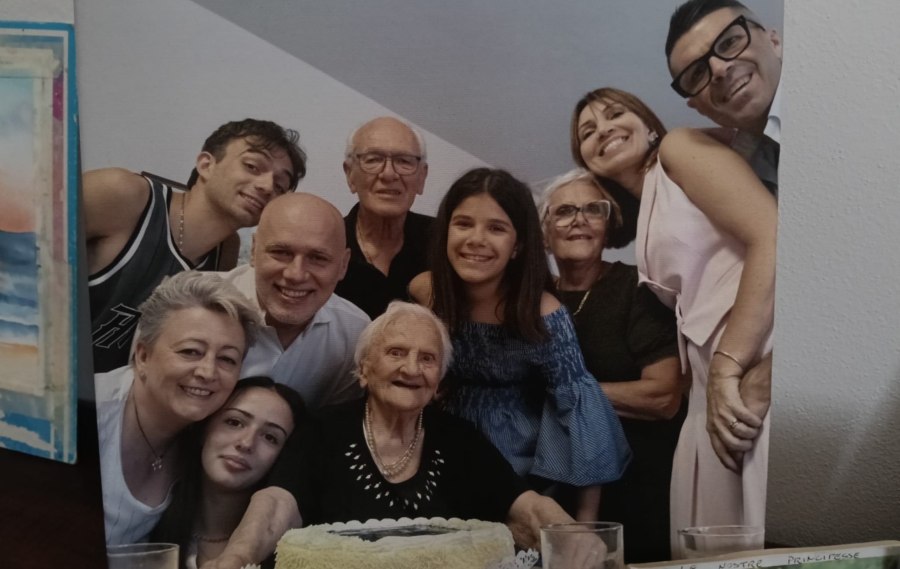 Mariuccia Casati compie 101 anni: “Per stare bene, bisogna fare ciò che si desidera”