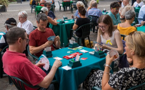 Il Bridge Club Merate sorprende a Brivio con il Torneo delle Due Torri