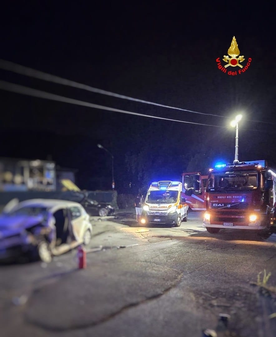Tre interventi dei Vigili del Fuoco per incidenti nel Lecchese